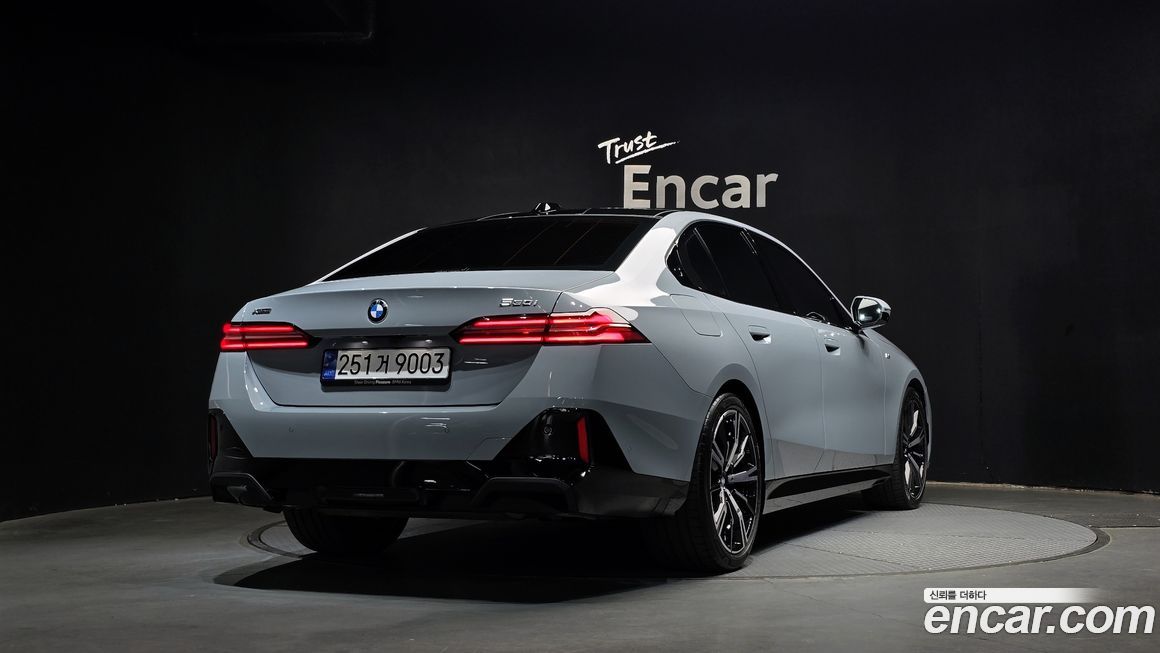 BMW 5-Series 530i xDrive M Sport, 2024