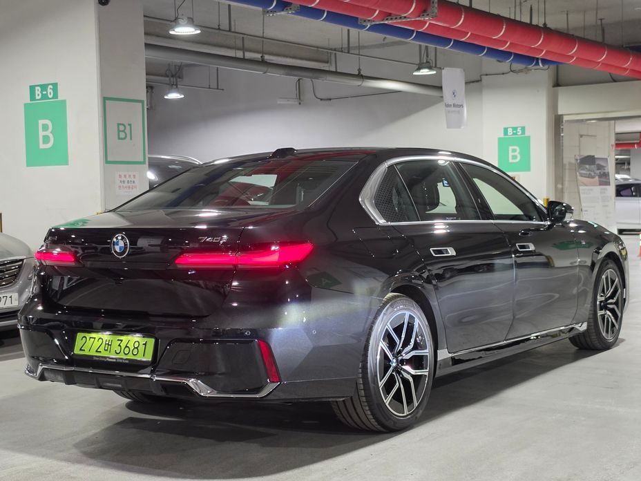 BMW 7-Series 740d xDrive M Sport, 2025