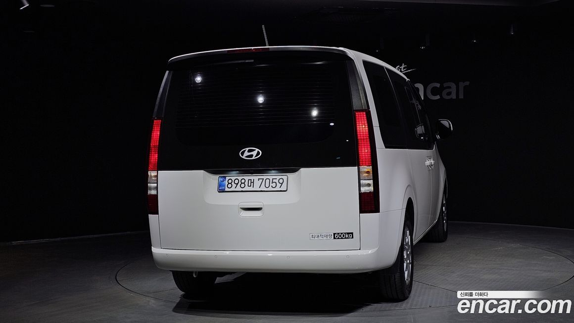 Hyundai Staria Cargo 5-Seater, 2025