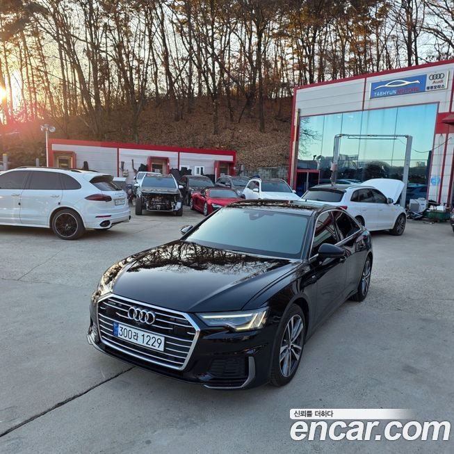 Audi A6 45 TFSI Quattro Premium, 2022