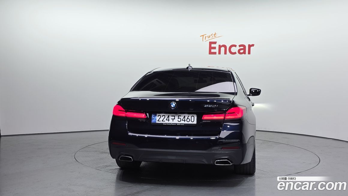 BMW 5-Series 520i M Sport, 2023