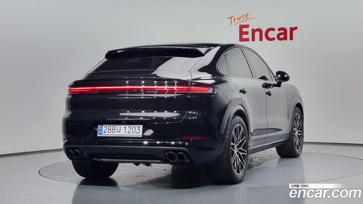 Porsche Cayenne 3.0 Coupe, 2024