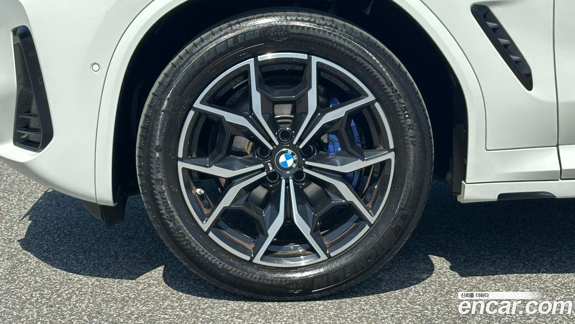 BMW X4 xDrive20i M Sport, 2023