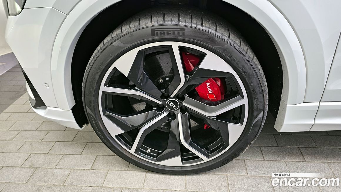 Audi RSQ8 4.0 TFSI Quattro, 2021