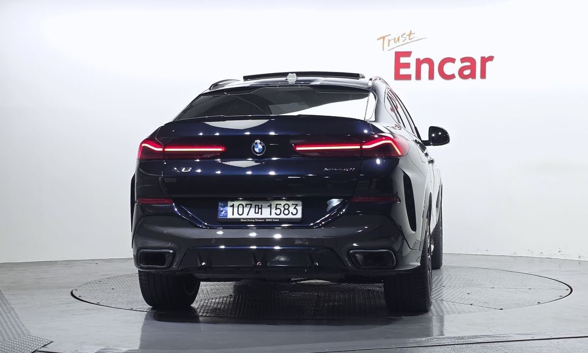 BMW X6 xDrive40i M Sport, 2024