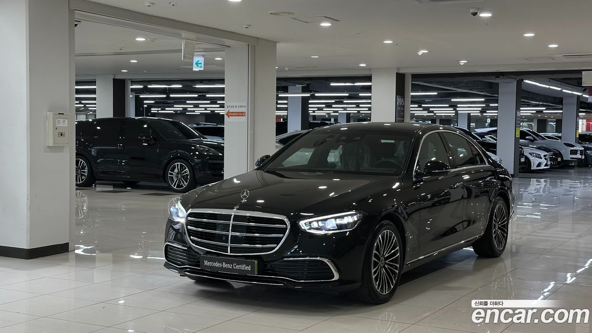 Mercedes-Benz S-Class S350 d 4MATIC, 2025
