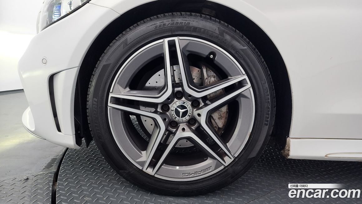 Mercedes-Benz C-Class C200 Cabriolet, 2022