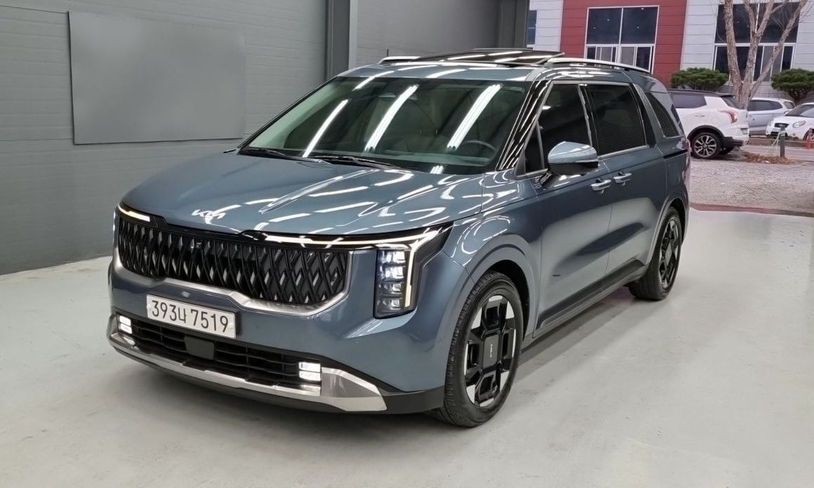 Kia Carnival 7-Seater Noblesse, 2024