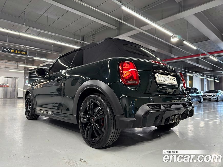 Mini Cooper Convertible JCW, 2022