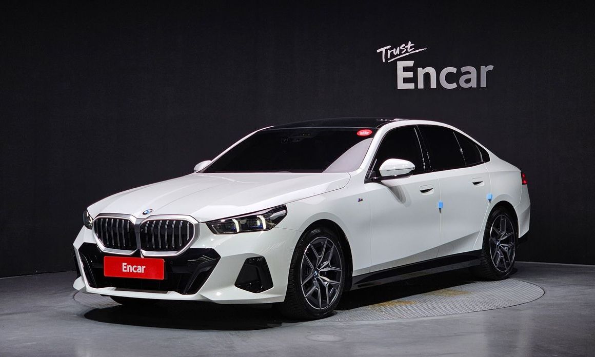 BMW 5-Series 520i M Sport, 2024
