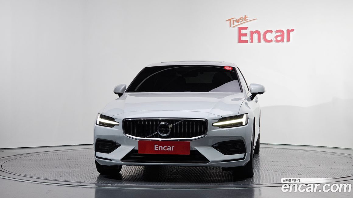 Volvo S60 B5 Inscription, 2022