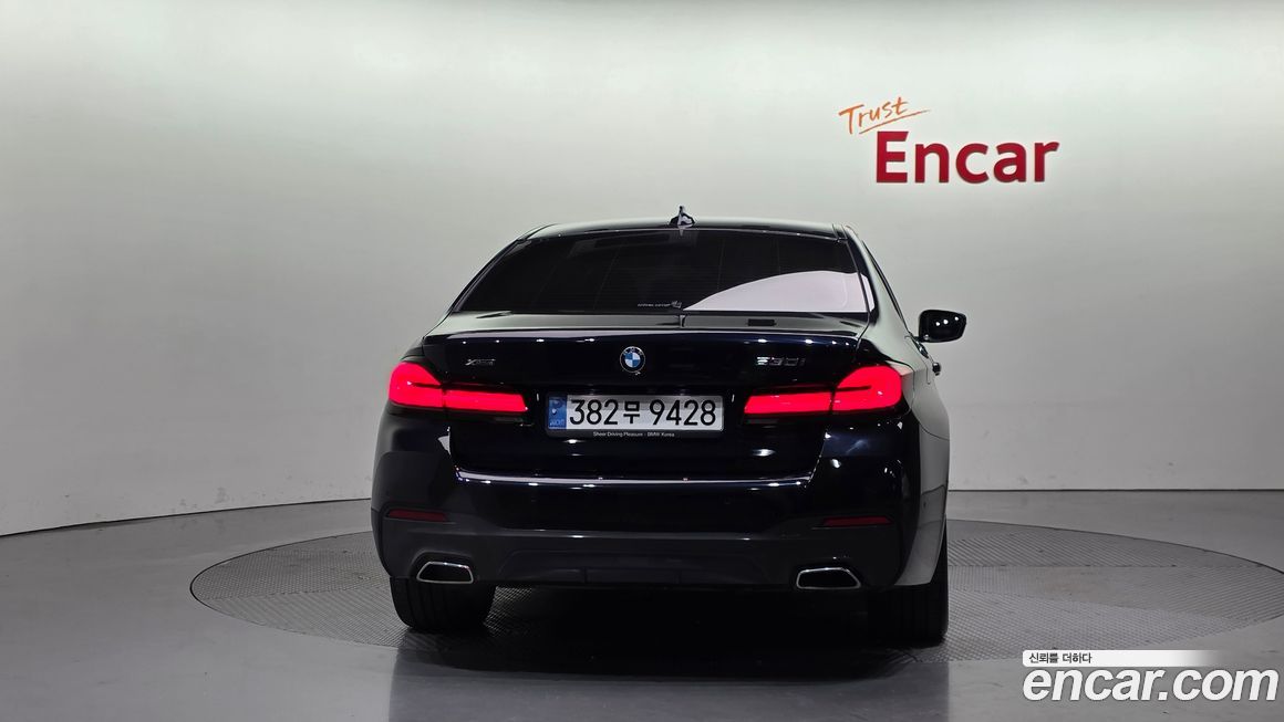 BMW 5-Series 530i xDrive M Sport Package, 2023