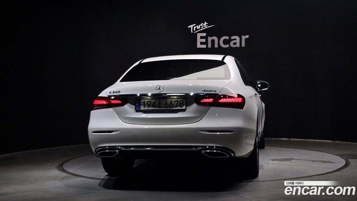 Mercedes-Benz E-Class E350 4MATIC Exclusive, 2023