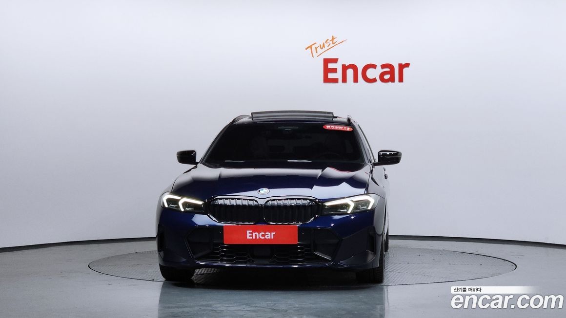 BMW 3-Series 320i Touring M Sport Pro First Edition, 2023