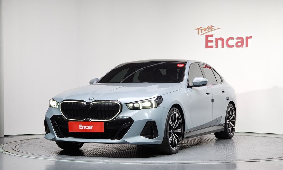 BMW 5-Series 530i xDrive M Sport Pro Special Edition, 2025