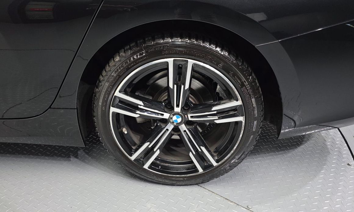 BMW 3-Series 320d Touring Luxury, 2022