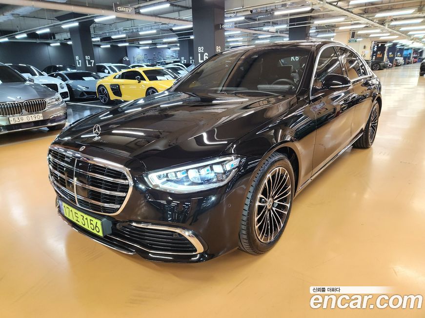Mercedes-Benz S-Class S350 d 4MATIC, 2025