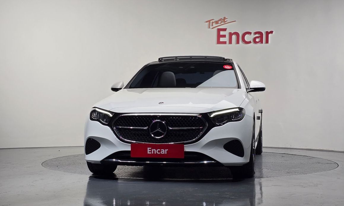 Mercedes-Benz E-Class E200 Avantgarde, 2024