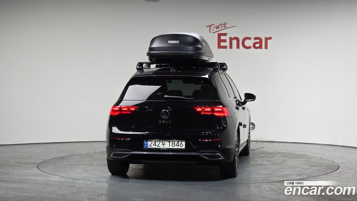 Volkswagen Golf 2.0 TDI Prestige, 2024