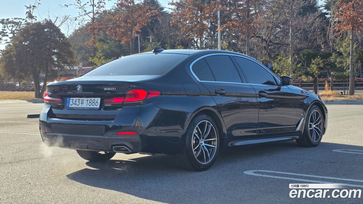 BMW 5-Series 520i M Sport, 2023