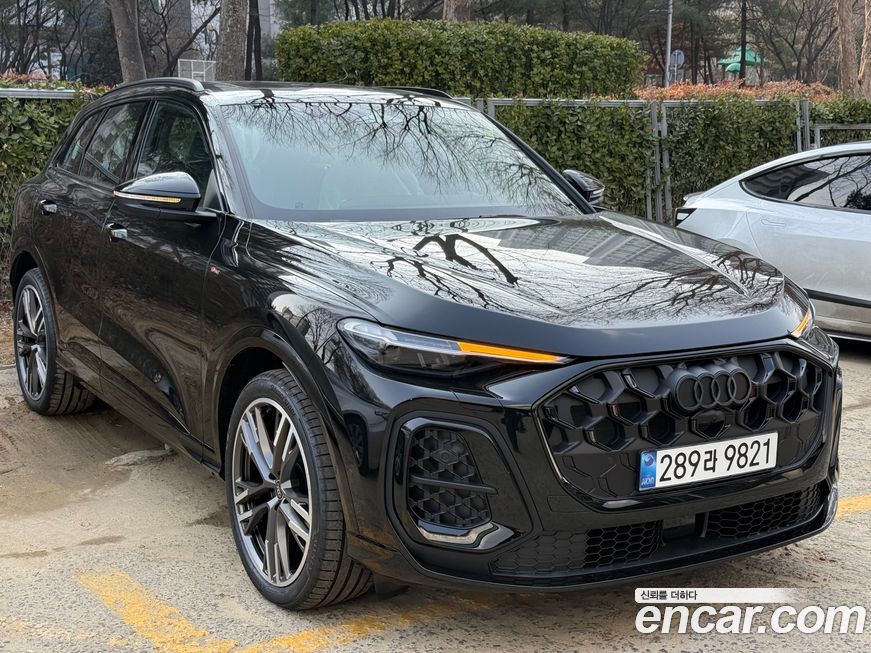 Audi Q5 45 TFSI Quattro S Line Black Ediiton, 2025