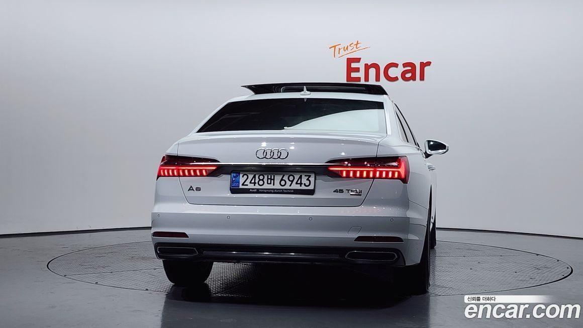 Audi A6 45 TFSI, 2022