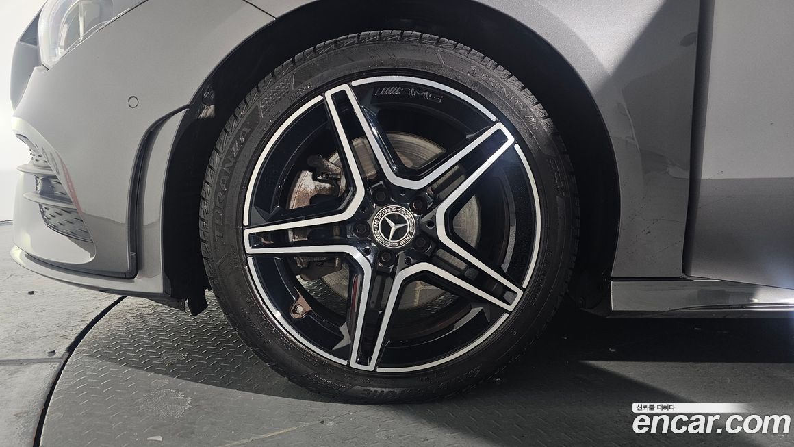 Mercedes-Benz CLA-Class CLA250 4MATIC, 2023