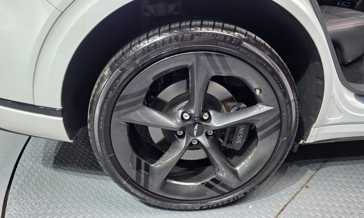 Genesis GV70 2.5T Gasoline AWD, 2025