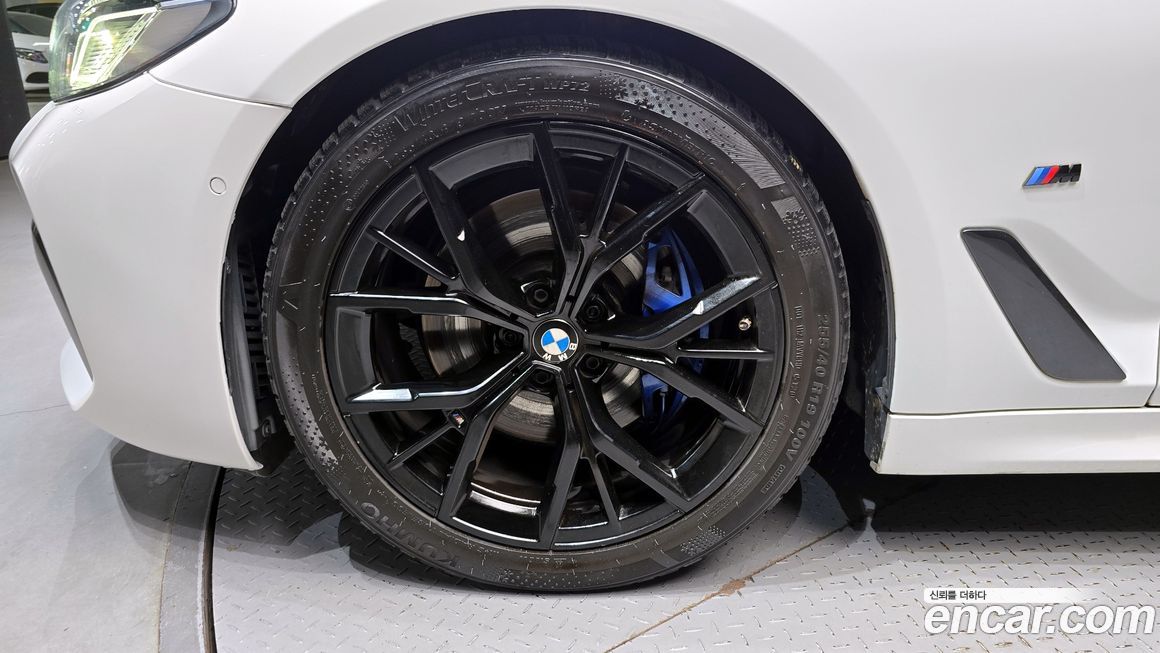 BMW 5-Series 520i M Sport, 2023