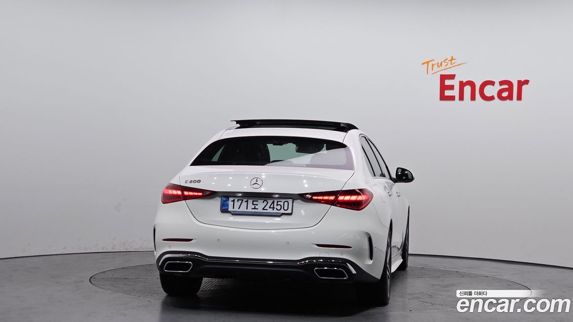 Mercedes-Benz C-Class C200 AMG Line, 2025