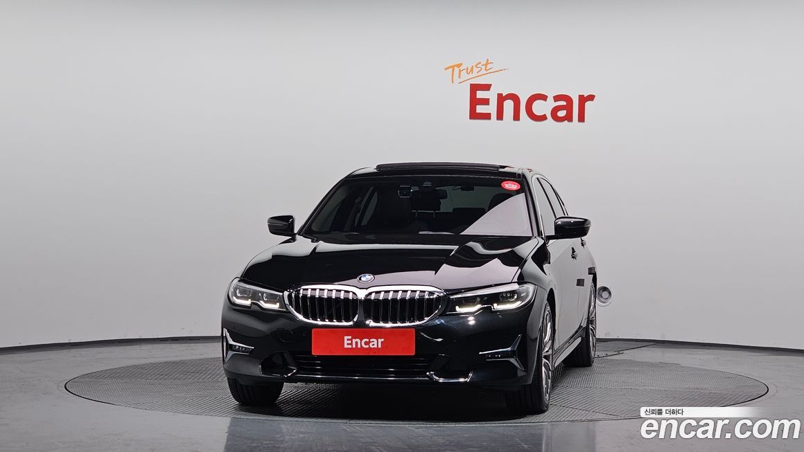 BMW 3-Series 320i, 2022