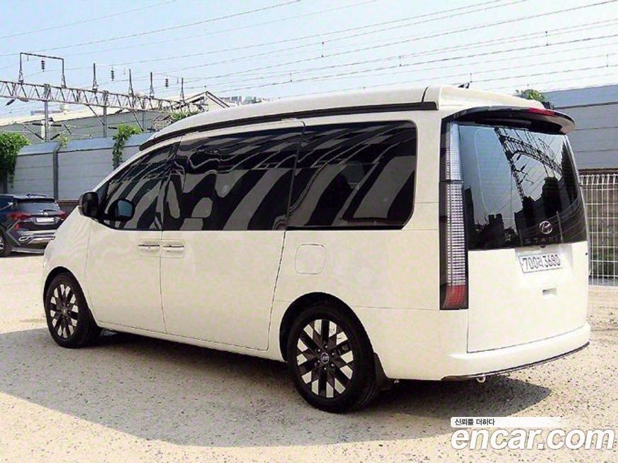 Hyundai Staria 4WD Camper, 2023