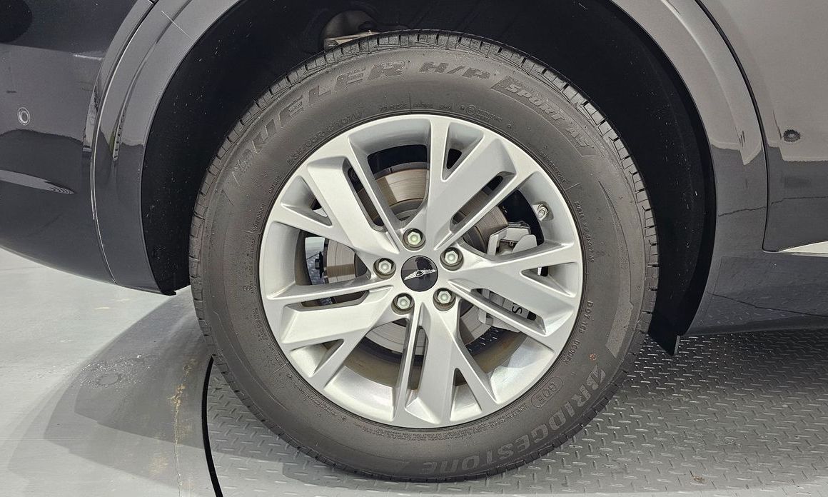 Genesis GV70 2.5T Gasoline 2WD, 2025