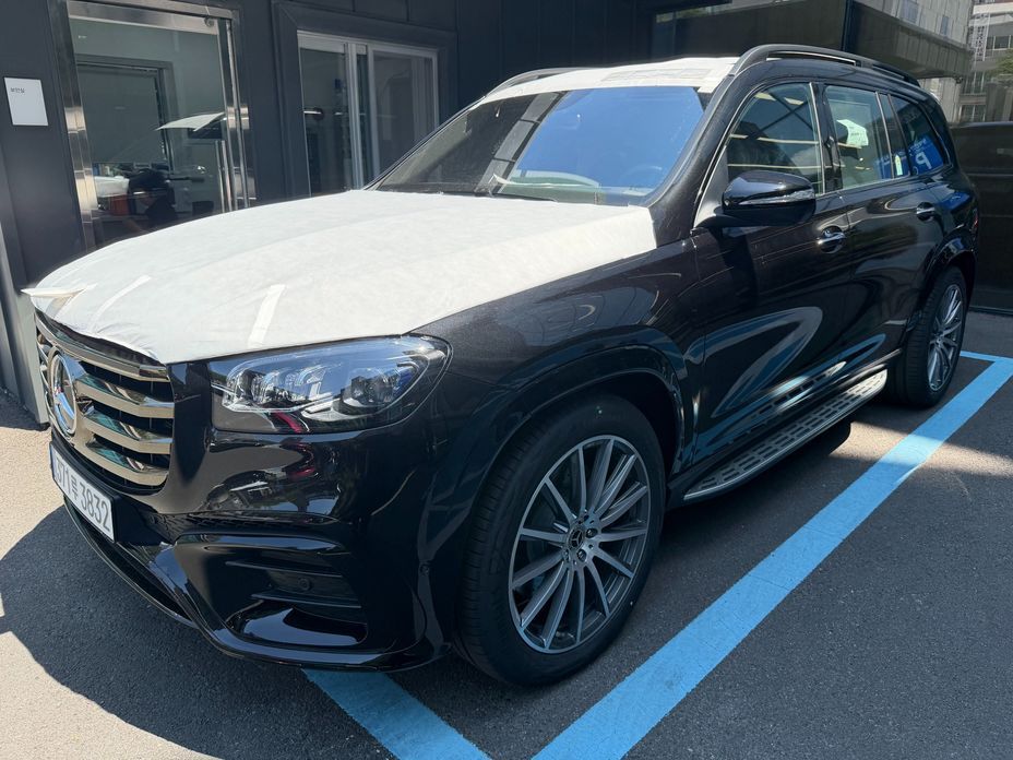 Mercedes-Benz GLS-Class GLS450d 4MATIC, 2026