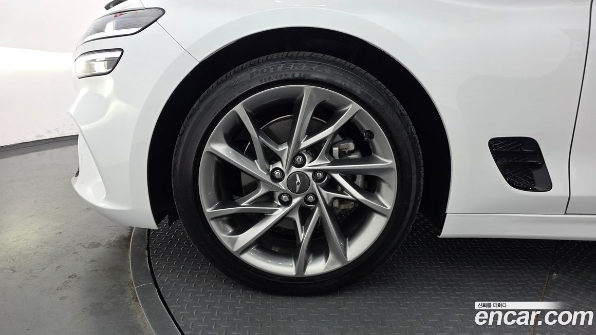 Genesis G70 Gasoline 2.0T 2WD, 2021