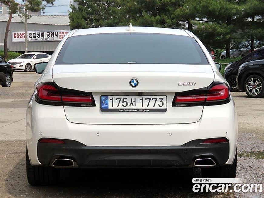 BMW 5-Series 520i M Sport, 2023
