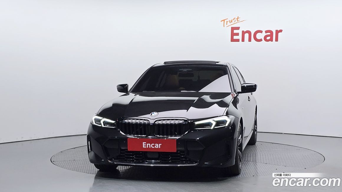 BMW 3-Series 320i M Sport, 2024