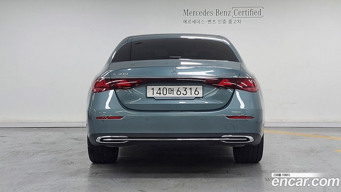 Mercedes-Benz E-Class E300 4MATIC Exclusive, 2024