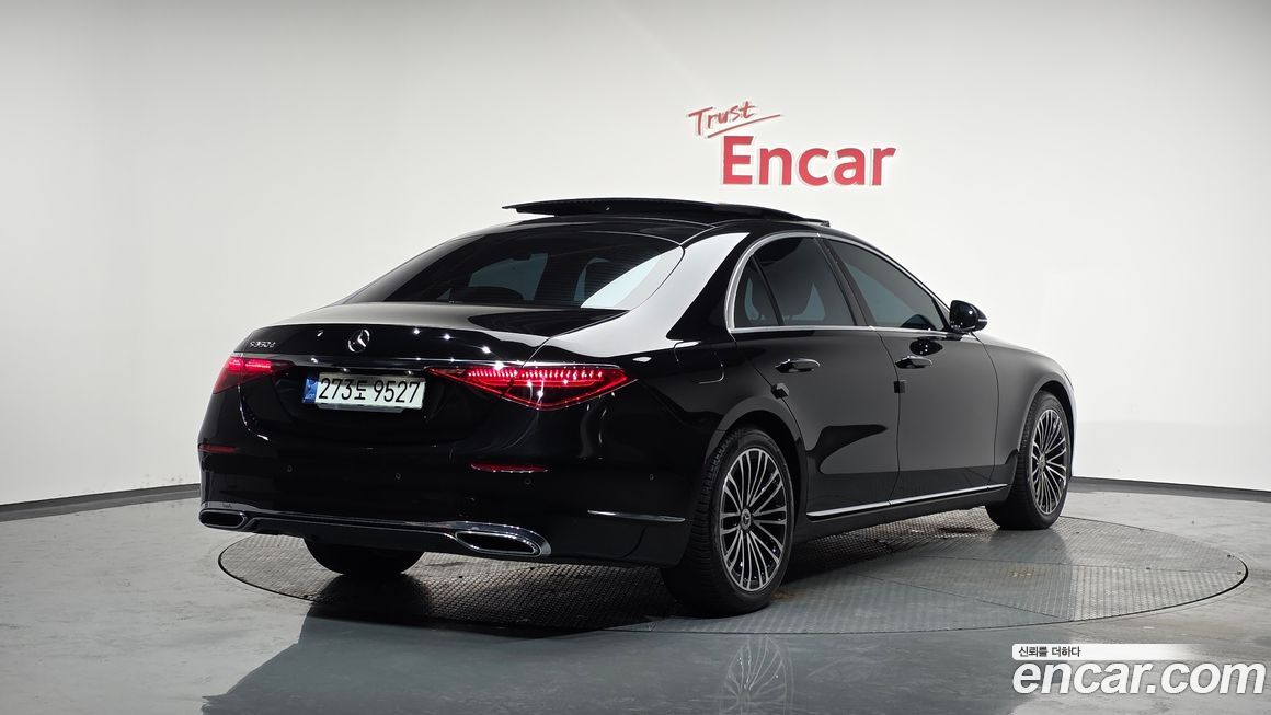 Mercedes-Benz S-Class S350 d, 2022