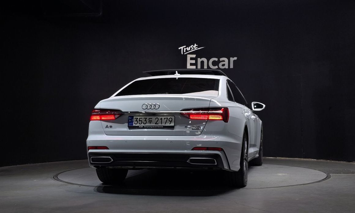 Audi A6 45 TFSI Quattro Premium, 2023