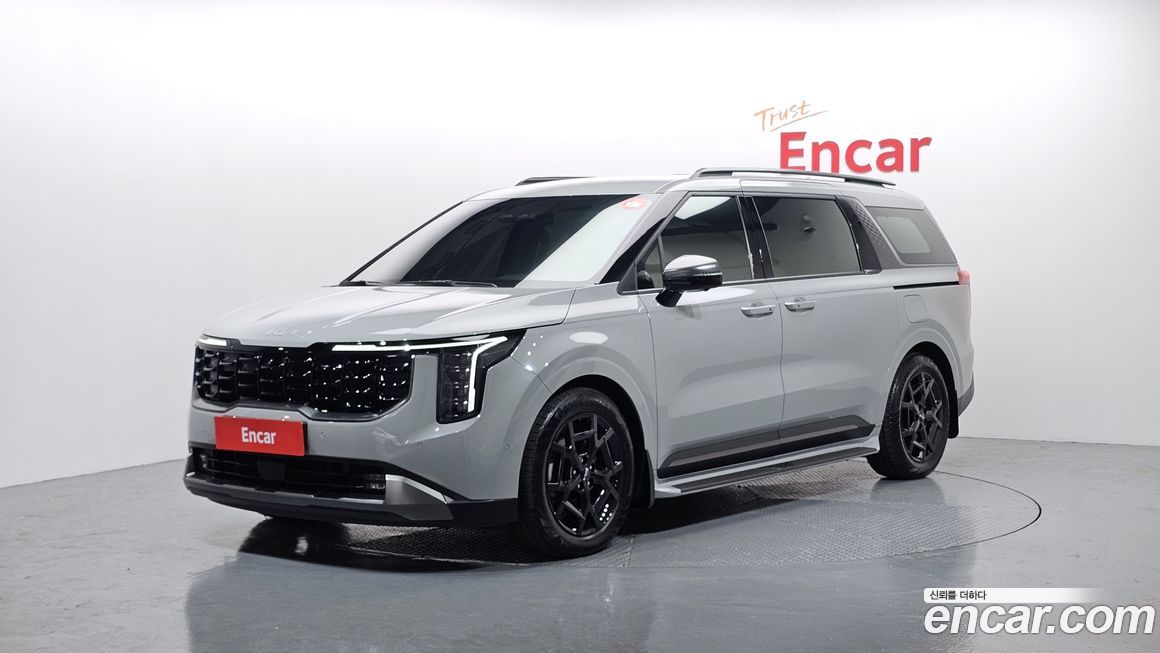 Kia Carnival 7-Seater Gravity, 2025