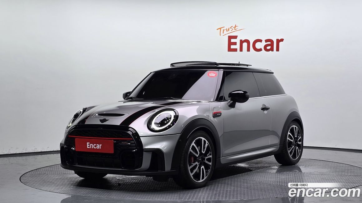 Mini Cooper JCW, 2024