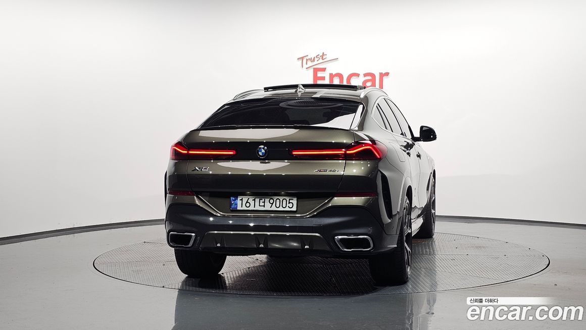 BMW X6 xDrive40i M Sport, 2021