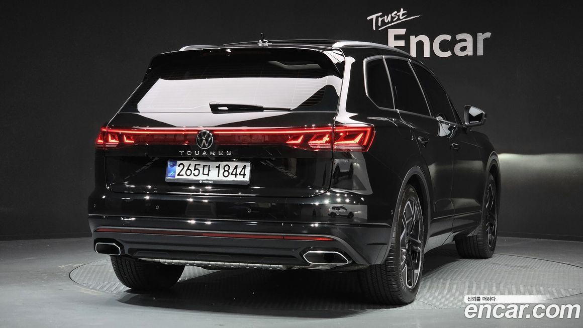 Volkswagen Touareg 3.0 TDI Prestige, 2025