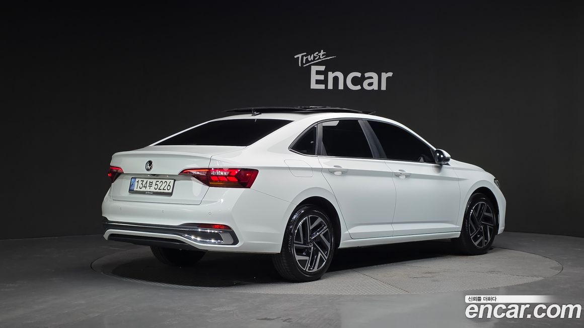 Volkswagen Jetta 1.5 TSI Prestige, 2023