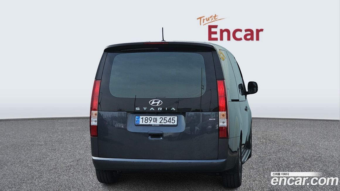 Hyundai Staria Tourer 9-Seater, 2024