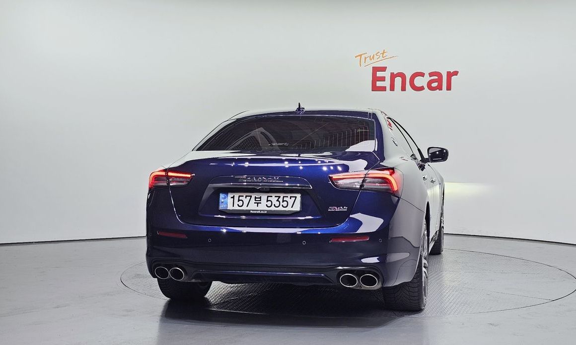 Maserati Ghibli 2.0 Granlusso, 2021