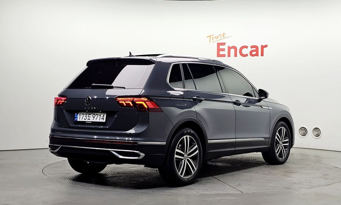 Volkswagen Tiguan 2.0 TDI Prestige, 2024