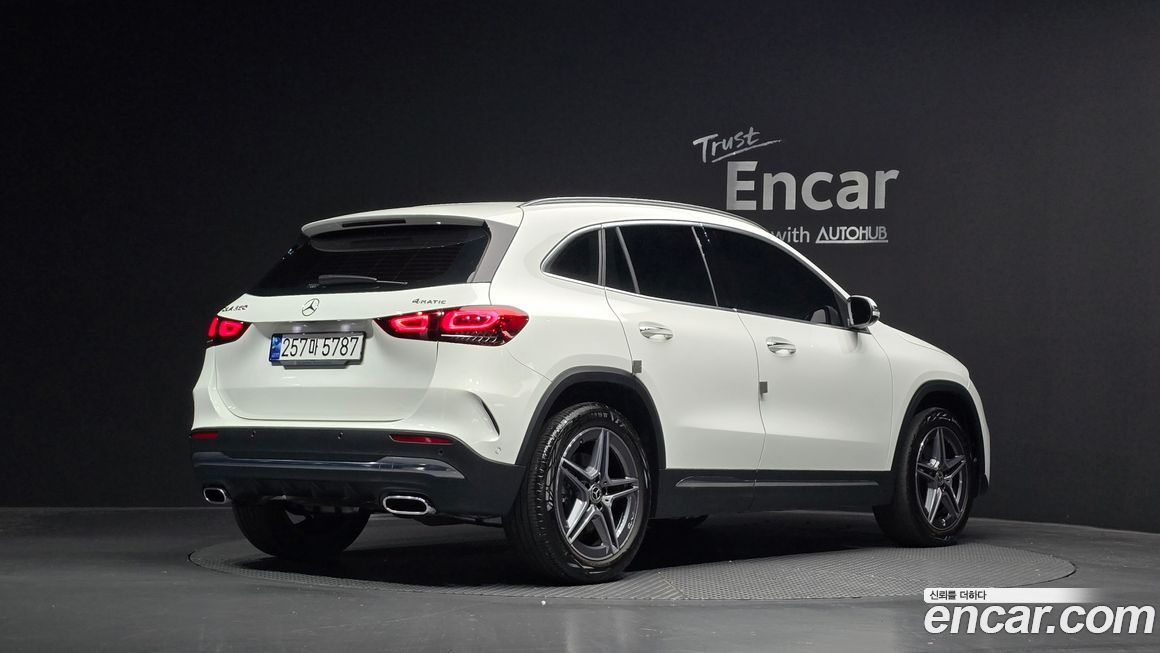 Mercedes-Benz GLA-Class GLA250 4MATIC, 2023