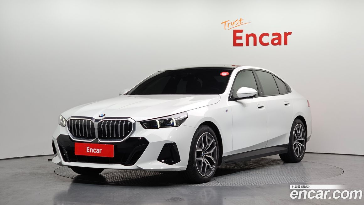 BMW 5-Series 523d M Sport, 2025